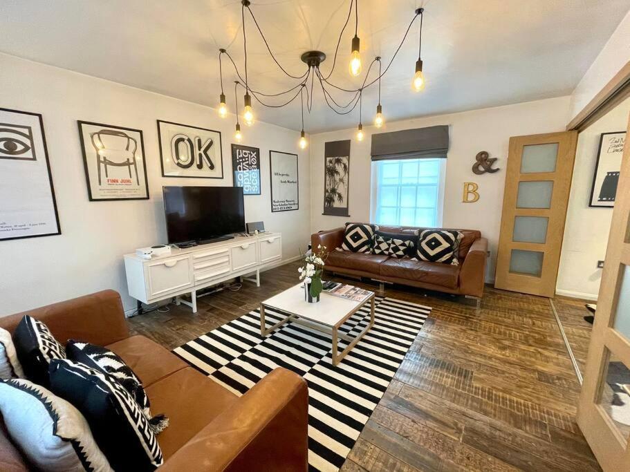 Gorgeous 2 Bedroom Apartment Edge Of Cabot Circus Bristol Esterno foto